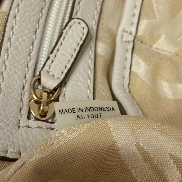 Michael by Michael Kors Fulton Shoulder Bag - Picture 4 of 8